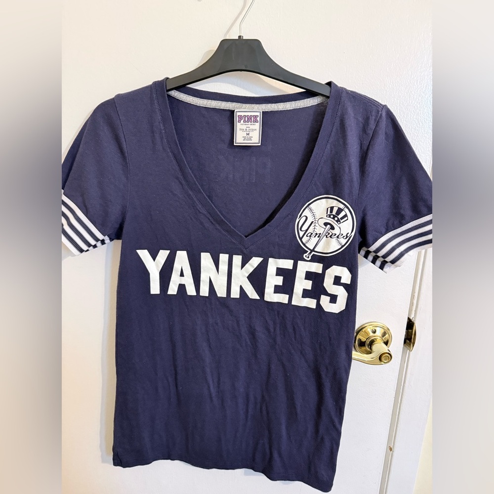 PINK Victoria's Secret
VINTAGE PINK New York Yankees Shirt